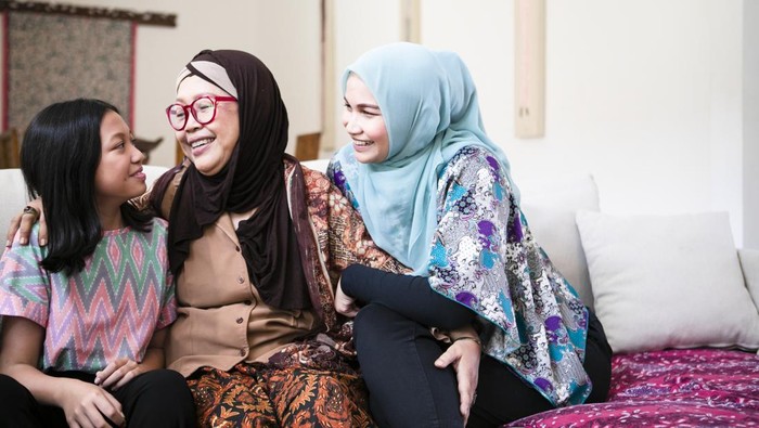Ilustrasi orang tua muslim