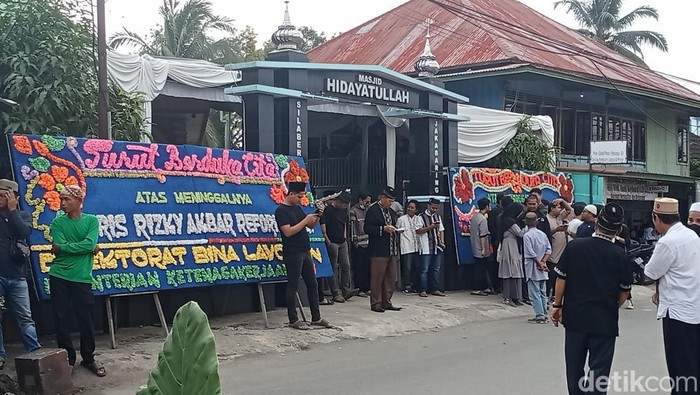 Jenazah Tris Rizky Akbar Reformansyah alias Kiki (26), PMI Palembang yang kecelakaan kerja di Jepang tiba di rumah duka