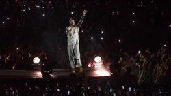 Lihat Lagi Aksi Maroon 5 yang Sukses Hapus Dahaga Marooners Lihat Lagi Aksi Maroon 5 yang Sukses Hapus Dahaga Marooners