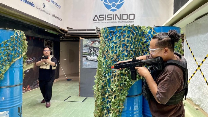 Main Tembak-tembakan di Predatorland Airsoft Main Tembak-tembakan di Predatorland Airsoft