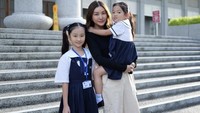 Memanfaatkan waktu yang ada, mantan istri Ruben Onsu ini pilih quality time bareng keluarga. Apalagi pada perayaan Imlek lalu. Foto: Instagram/sarwendah29