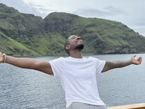 Usher Liburan ke Bali, Lihat Keseruannya Rafting hingga Melukat