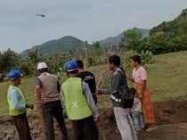 Video Viral Wanita Diancam Ditembak gegara Ogah Lahannya Digusur