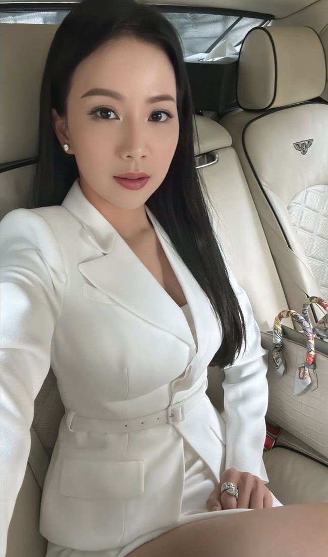 Agnes Jennifer sendiri dikenal sebagai seorang konten kreator. Dalam unggahan-unggahannya juga tampak jelas jika Jennifer memiliki gaya hidup yang mewah. Foto: Instagram/@agnes_jennifer