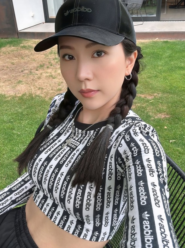 Belakangan nama Natasha Wijaya turut disorot hingga masuk dalam jajaran trending Google. Wanita bernama Natasha Wijaya itu diduga menjadi sosok selingkuhan suami Jennifer, David Clement. Foto: Instagram/@agnes_jennifer