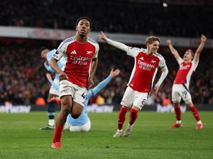 Video Arsenal Vs Man City: The Gunners Ditahan Imbang The Citizens 1-1