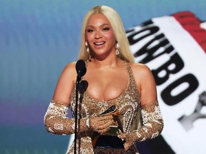Tiket Konser Beyonce Diobral, Disebut Mahalan Paket Ayam Fast Food
