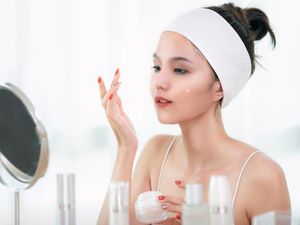 3 Kandungan Skincare yang Tidak Bisa Digabungkan dengan Vitamin C