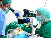 Eka Hospital, Perdami & YARSI Berkolaborasi Gelar Operasi Katarak Gratis