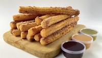 ChurosKuu di kawasan Jati Padang manfaatkan ruko di lokasi strategis untuk menjajakan churros. Di sini ada churros enak mulai dari Rp 5.000an yang bisa dibawa pulang. Foto: Google Review