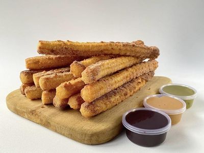 Renyah Manis! 20 Churros Kaki Lima Rp 10.000an Ada di Sini!