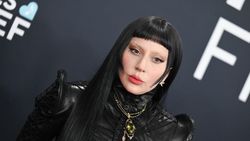 Perjalanan Panjang Lady Gaga Jadi Ibu