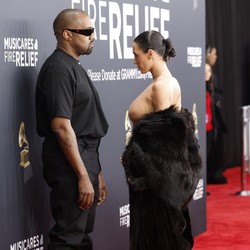 Kanye West dan Bianca Censori Liar di Video Intim