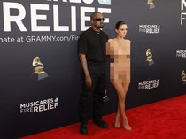 Kanye West dan Bianca Censori Diusir dari Grammy 2025, Bianca Nyaris Telanjang