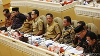 Rapat kerja berlangsung di gedung MPR/DPR/DPD RI, Jakarta Pusat, Senin (3/2/2025).