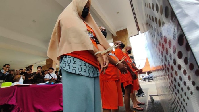 Komplotan penipu Makan Bergizi Gratis di Kota Pasuruan