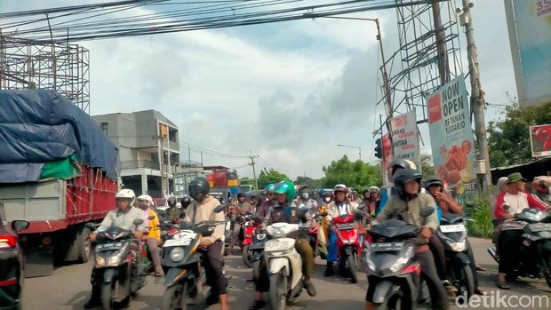 Macet di Sepanjang Sidoarjo