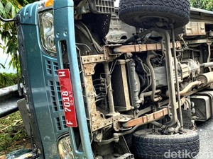 Jabar Hari Ini: Minibus Rombongan Dekan Unsur Terguling di Sukabumi