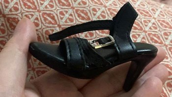 Mohon maaf, ini menciut atau gimana? Foto: runthegh0uls via Bored Panda