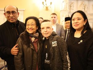 Momen Hangat Megawati Semangati Penyintas Perang Ukraina: Be Strong!