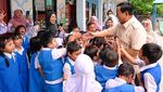 Antusiasme Anak TK dan SD Jaktim Saat Prabowo Kunjungi Makan Bergizi Gratis