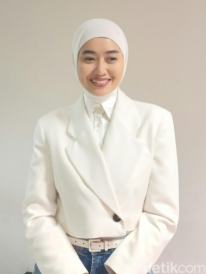 Selfi Nafilah berhijab