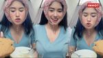 Gaya Kece Ochi Rosdiana Makan Cilok dan Masak Nasi Goreng