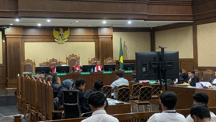 Anak pengacara Ronald Tannur saat menjadi saksi (Mulia/detikcom)