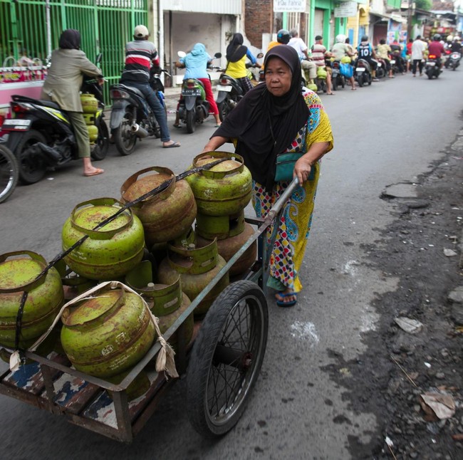 Februari 2025: Polemik Gas Melon hingga Gejolak Aksi Massa