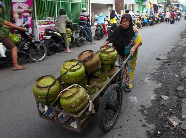 Bingkai Sepekan: Huru-hara Kebijakan Gas Melon