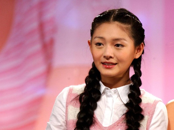 XIAN, CHINA - JUNE 20: Actress/singer Big S Barbie Hsu, aka Xu Xiyuan, attends a brand event on June 20, 2004 in Xian, Shaanxi Province of China. Singer/actress Barbie Hsu from Chinas Taiwan has died at the age of 48 from influenza complications in Japan. (Photo by Shang Hongtao/VCG via Getty Images)