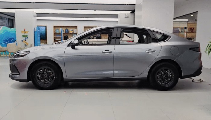 BYD Seal Hybrid.