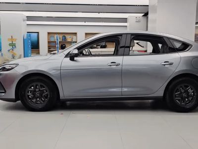 Harganya Cuma Rp 201 Juta, Begini Interior BYD Seal Hybrid
