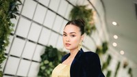 Caitlin Halderman, salah satu pemeran film A Business Proposal. Film tersebut terancam diboikot karena kontroversi yang dibuat oleh Abidzar Al Ghifari. Foto: Instagram