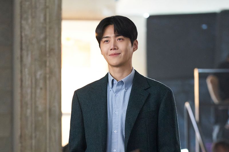 Cuplikan adegan drama Korea 'Can This Love Be Translated?' diperankan Kim Seon Ho dan Go Youn Jung. Tayang di Netflix kuarter IV tahun 2025.