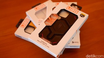Urban Armor Gear (UAG) menghadirkan berbagai pilihan case untuk melindungi Galaxy S25 Ultra. Foto: Adi Fida Rahman/detikINET