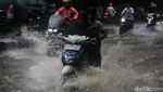 Hujan Deras, Jalan RC Veteran Jaksel Tergenang