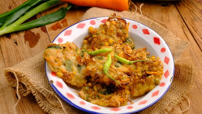 Resep Bakwan Rumahan: Gorengan Sederhana dengan Cita Rasa Klasik