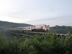 13 Kereta Api Bersubsidi 2025: Daftar KA dan Rute Perjalanannya