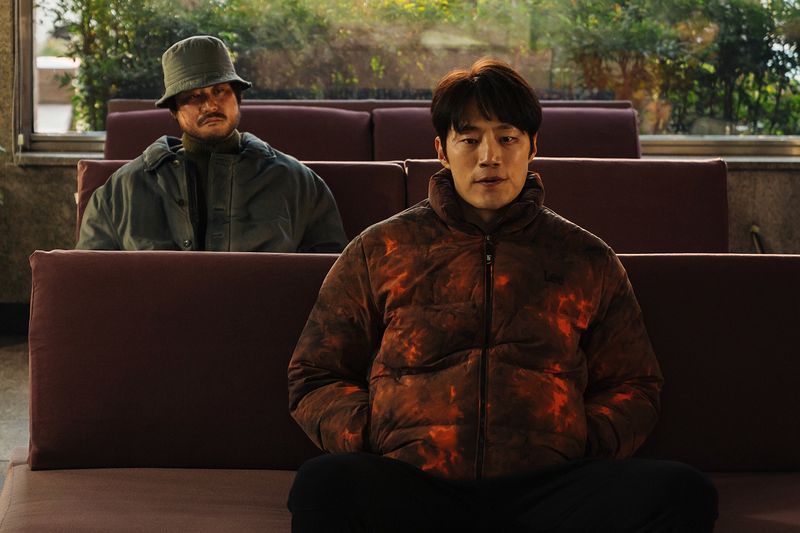 Adegan dalam drama Korea terbaru Netflix Karma. Rencananya drakor ini akan tayang kuarter II tahun 2025.