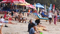 Badan Pusat Statistik Bali mencatat kunjungan wisatawan mancanegara (wisman) ke Pulau Dewata sepanjang tahun 2024 mencapai 6.333.360 orang atau meningkat 20,1 persen dibanding jumlah kunjungan wisman tahun 2023.  