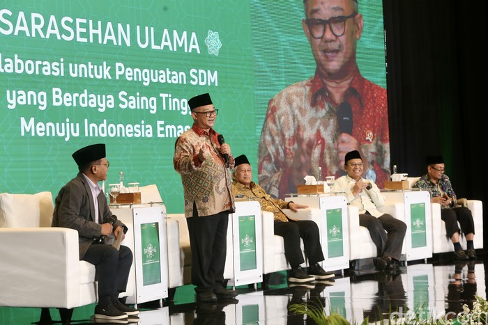 Mendikdasmen Abdul Muti dalam acara Sarasehan Ulama di The Sultan Hotel & Residence Jakarta , Selasa (4/2/2025).