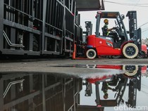 Mengintip Cuan Bisnis Sewa Forklift Listrik di Cikarang