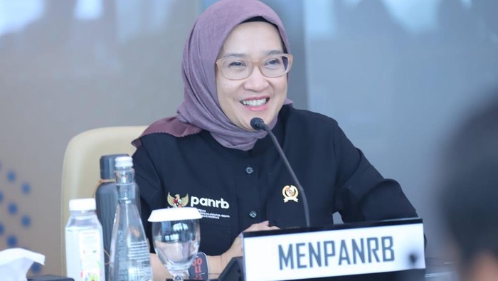 MenPAN-RB Rini Widyantini