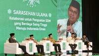 Sarasehan Ulama Asta Cita dalam Perspektif Ulama NU terbagi dalam tiga sesi. 