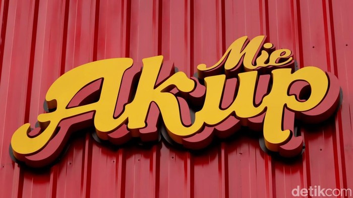 Mie Akup Bandung.