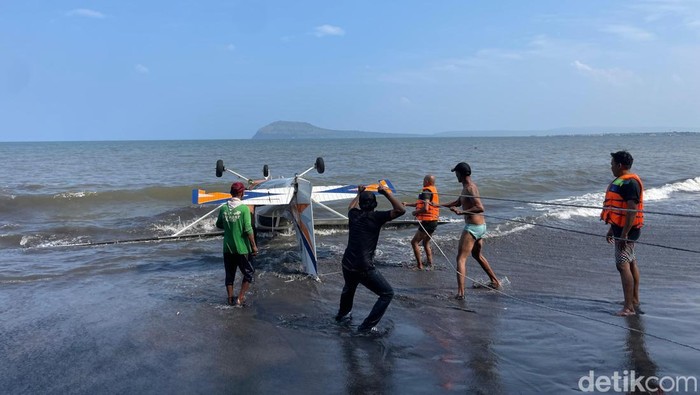 Pesawat jatuh di Banyuwangi