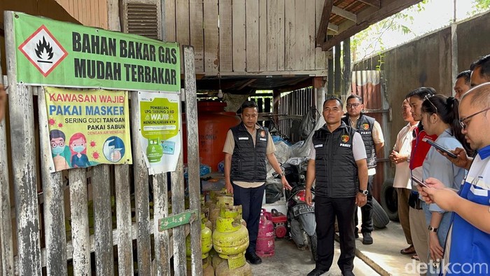 Polisi dan Pertamina cek distribusi gas LPG 3 kg di Jambi