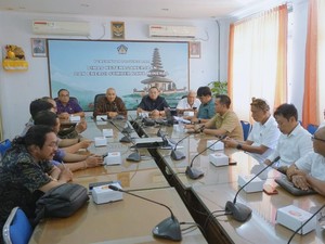 Disnaker ESDM Bali Rakor dengan Pertamina-Hiswana Migas Bahas LPG 3 Kg