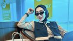 Intip Keseruan Reza Gladys Makan Pasta di Restoran hingga Jajan Cilok